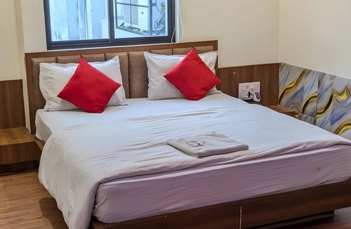 Vadodara Hotel | Hotel VR Inn