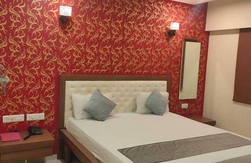 Rabale Hotel | Hotel Vrushali Inn