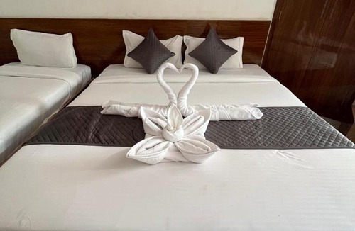 Khatu Hotel | Hotel welcome & restaurant