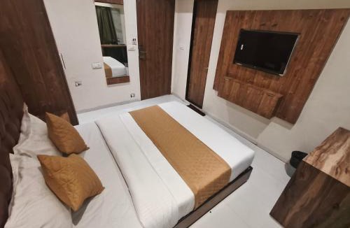 Andheri Hotel | Hotel West Line Andheri