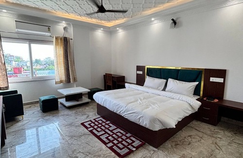 Haldwani Hotel | Hotel white inn