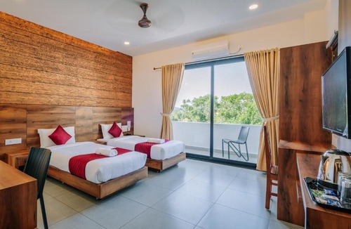 Kattappana Hotel | Hotel Woodlark