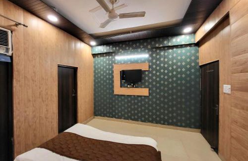 Kushinagar Hotel | Hotel Yash International