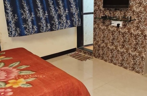 Tarkarli Hotel | Hotel Yash Nyahari Niwas