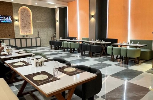 Chhindwara Hotel | Hotel Yashdhan International