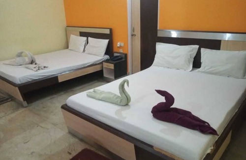 Tarapith Hotel | Hotel Yashoda International