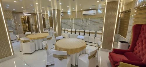 Kolkata Hotel | HOTELLEOs