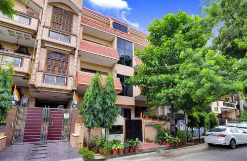 Noida Apartment | House of Comfort Noida 1 bedroom unit 10
