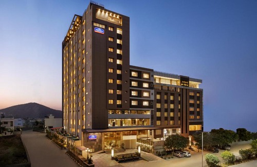 Bedla Hotel | Howard Johnson by Wyndham Udaipur Roop Nagar