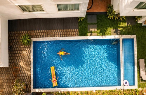 Pilerne Industrial Estates Hotel | HUE GUH The Porto Candolim