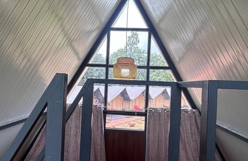 Ahwa Hotel | Huts And Hunters Resort Saputara