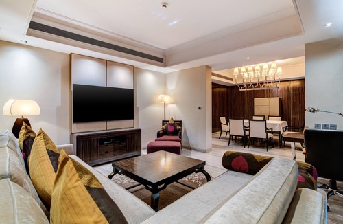 Vastrapur Resort | Hyatt Ahmedabad