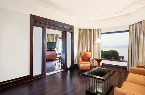 Hyderabad Hotel | Hyderabad Marriott Hotel & Convention Centre