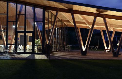 Eremitu Hostel | Hypha etc