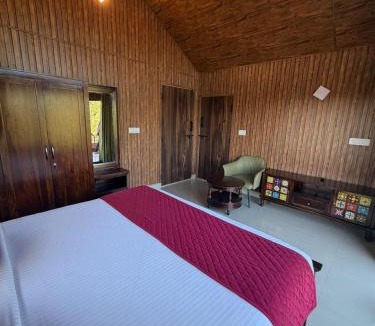 Madikeri House | Ibbanicadu Estate Homestay