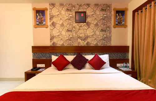 Marathahalli Hotel | Icon Suites by Bhagini
