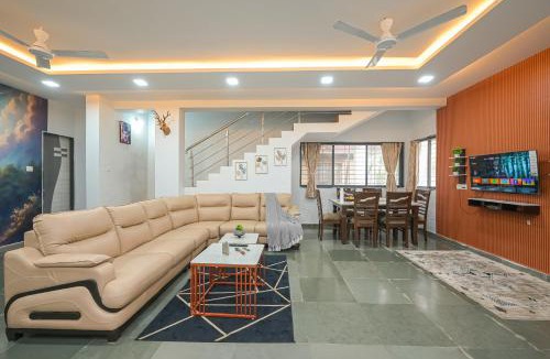 Malavli Villa | II EMPYREAN STAYS II CELESTIAL UNICORN VILLA II 3BHK II AC II PRIVATE POOL Il