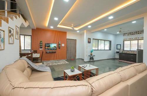 Malavli Villa | II EMPYREAN STAYS II CELESTIAL UNICORN VILLA II 3BHK II AC II PRIVATE POOL Il