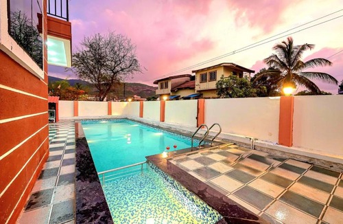 Malavli Villa | II EMPYREAN STAYS II SU CASA VILLA II 4BHK II AC II PRIVATE POOL Il