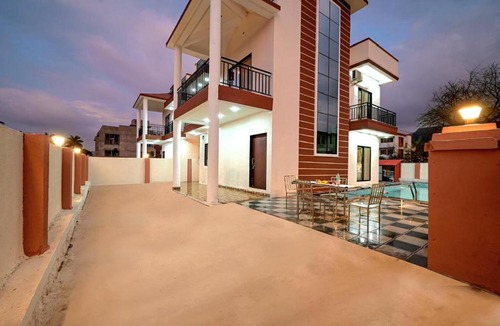 Malavli Villa | II SANAM VILLA ll