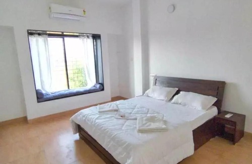 Lonavala Villa | II SUNFLOWER VILLA II MALAVALI II AC ll PRIVATE POOOL ll