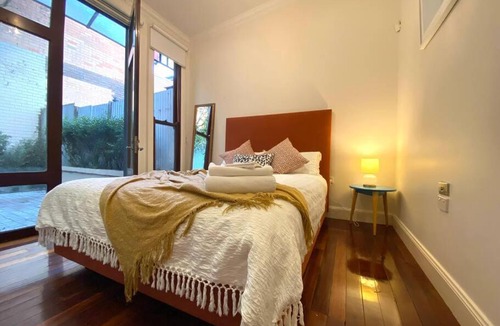 Redfern House | Immaculate 3 Bed City Home - Close to Everything!