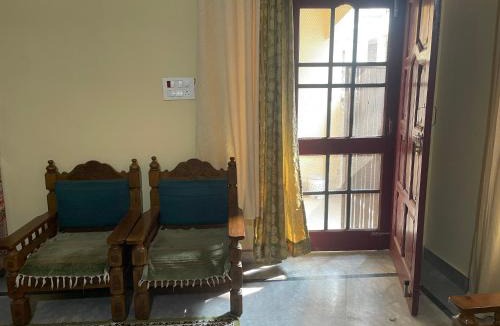 Dehradun Apartment | Independent Studio