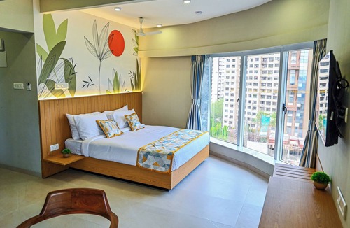 Chembur East Hotel | Indie Stays Studios