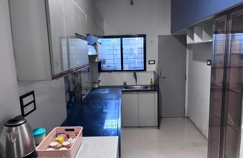 Indore Apartment | indifeed stays ,ground flor 1bhk apartment best locality in indore