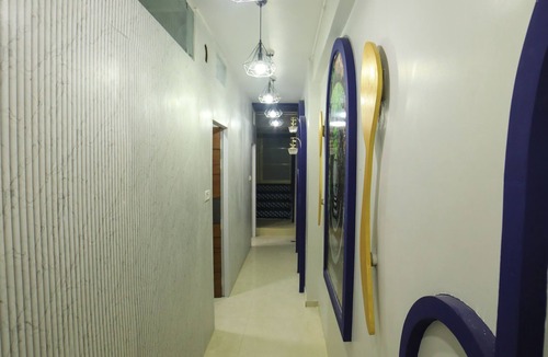 Indore Apartment | Indulge in stylish luxury & superb hospitality in Nipania, close to all Malls