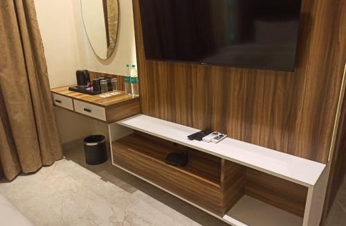 Vashi Hotel | Infinty In Vashi