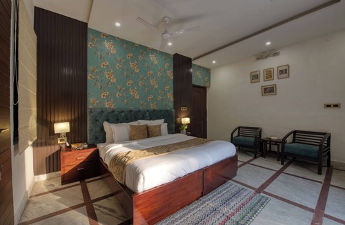 Gurugram House | Insta-Perfect Sunahari Bagh: Luxe Pool Farmstay Spacious 9BR farmhouse Gurugram