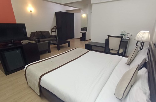 Hinjawadi Hotel | Inventree Hotel, Hinjewadi