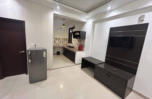 Jasola Apartment | Iris Stays