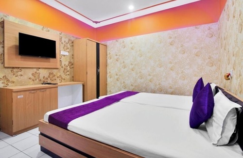 Barasat Hotel | iROOMZ Hotel Anandalok