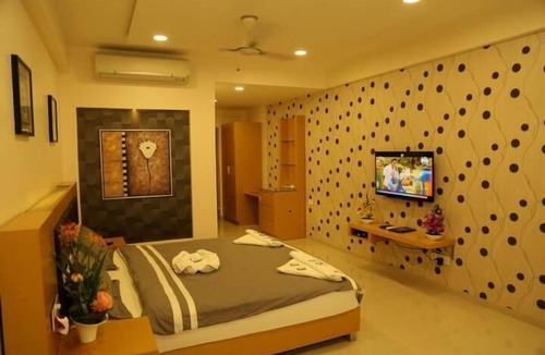 Bellary Hotel | iROOMZ Nakshatra-LR