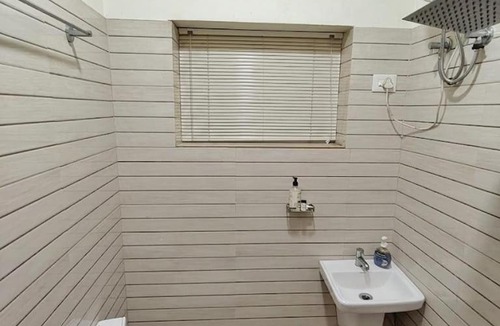 Varkala Villa | Issai