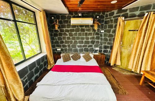 Kanha Hotel | Istaqbal Hotel Mukki