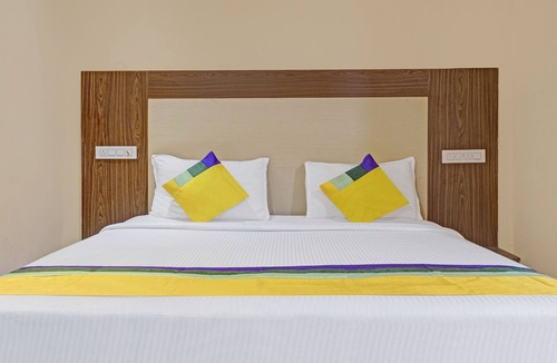 Ninnimamidi Hotel | Itsy Hotels Abhitej Inn