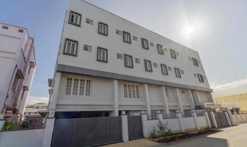 Peelamedu Hotel | Itsy Hotels Aiswaryam Residency