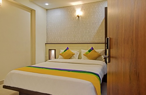 T Nagar House | Itsy Hotels Deluxe Inn