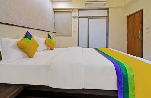 T Nagar House | Itsy Hotels Deluxe Inn