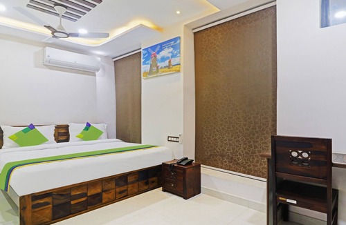 Manikonda House | Itsy Hotels J A Royal Suites Manikonda