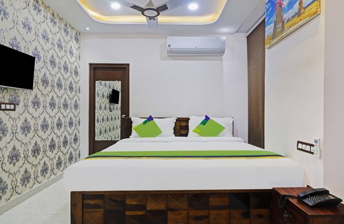 Manikonda House | Itsy Hotels J A Royal Suites Manikonda