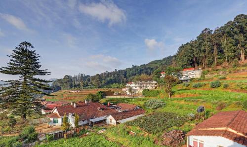 Thalayathimund Hotel | Itsy Hotels Rain Forest, 1 km from Rose Garden
