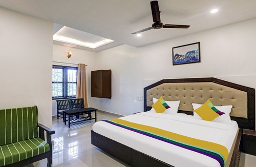 Stuart Hill Hotel | Itsy Hotels Regalia Grand, 500 Mtrs From Madikeri Fort