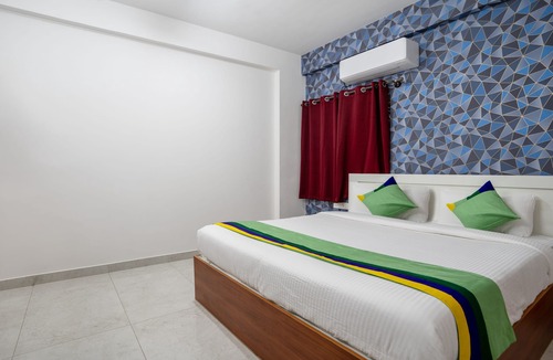 Sector 2 Hotel | Itsy Hotels Royal Platinum Suites
