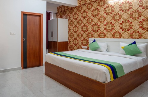 Sector 2 Hotel | Itsy Hotels Royal Platinum Suites