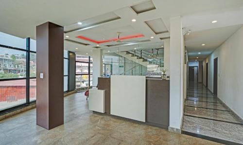 Suntikoppa Hotel | Itsy Hotels Vijaya Comforts, With Bar & Restaurant