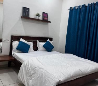 Daulatabad Apartment | Ivory Stays Private 2BHK with Balcony ideal for Family